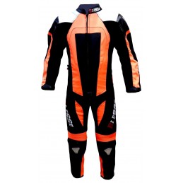 BI ESSE Tuta Moto Uomo In Vera Pelle Intera Per Uso Pista Con Protezioni  Rimovibili Certificate Professionale Con Gobba Aerodinamica Ideale Per  Strada, Pista, Traforata, Taglio Anatomico : : Auto e Moto